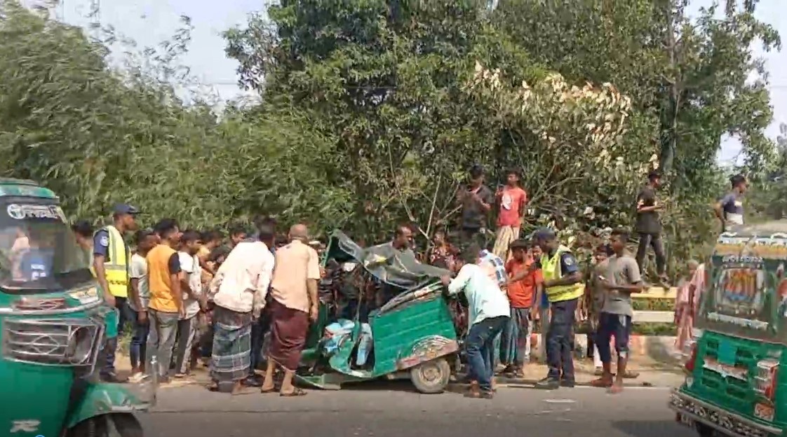 Road accident : 2 killed and 5 injured in Nabiganj