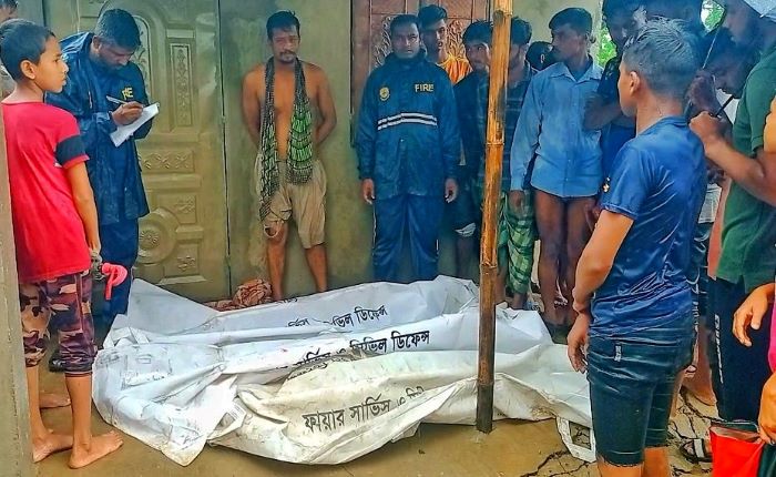 Boat sinking : Three brothers and sisters died in Sunamganj