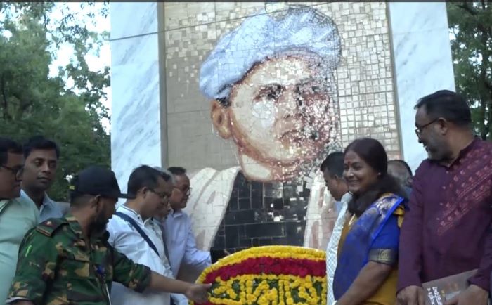 Portrait of Girish Chandra unveiled at MC College