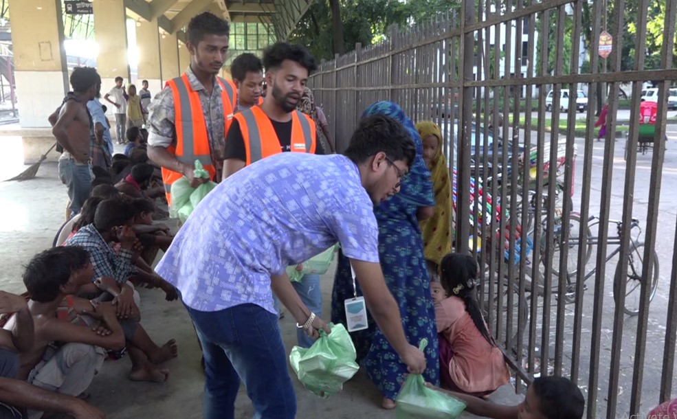 Food distribution by Sylhet Helping Hut Foundation