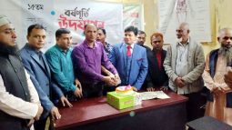 আনন্দ আয়োজনে সাপ্তাহিক বৈচিত্র্যময় সিলেটের ১৫ বছর পূর্তি উদযাপিত