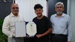 সিকৃবিতে স্নাতক ও স্নাতকোত্তর ডিগ্রিধারী বিদেশী শিক্ষার্থীরা মেধার স্বাক্ষর রাখছে : উপাচার্য