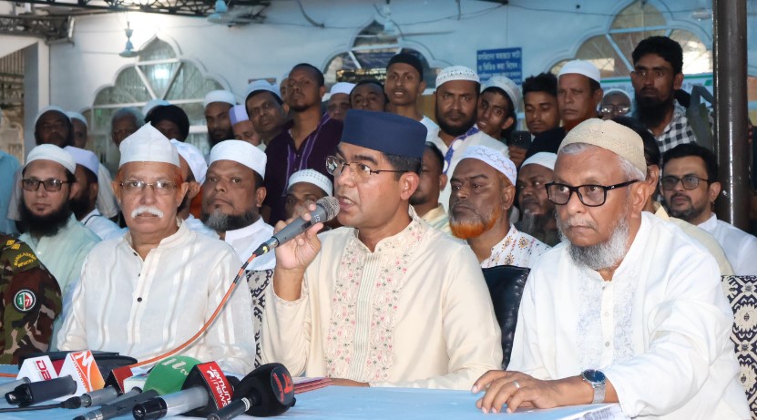 ওরসে কেউ যেন ইসলাম বহির্ভূত কোনো কর্মকাণ্ডে লিপ্ত না হন : পুলিশ কমিশনার