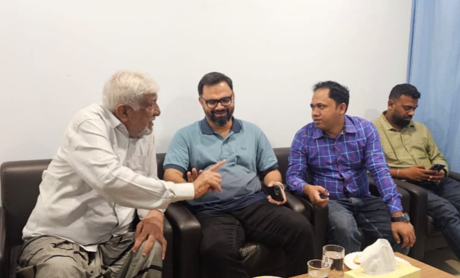 নাছির চৌধুরীকে দেখতে হাসপাতালে ঢাকার বিএনপি নেতা আমিনুল হক