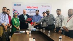 মেট্র্রোপলিটন ইউনিভার্সিটি পরিদর্শন করলেন ব্রিটিশ কাউন্সিলের কান্ট্রি ডিরেক্টর
