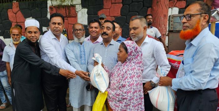 জনসাধারণের জন্য কল্যাণমূলক ওএমএস কার্যক্রম শুরু করেছে সরকার : বিভাগীয় কমিশনার