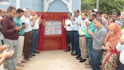 ঈদগা-ইকোপার্ক সড়কের আরসিসি ঢালাই ও ড্রেন নির্মাণ কাজের ভিত্তিপ্রস্তর স্থাপন