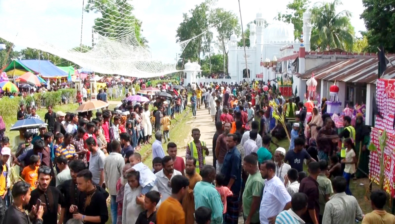 মার্সিয়া-মাতম ও তাজিয়া মিছিলে কুলাউড়ার পৃথিমপাশা জমিদার বাড়িতে পবিত্র আশুরা পালিত