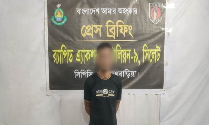 চট্টগ্রামে স্ত্রীকে হত্যার পর মরদেহ ১১ টুকরো করে পলাতক স্বামী গ্রেফতার