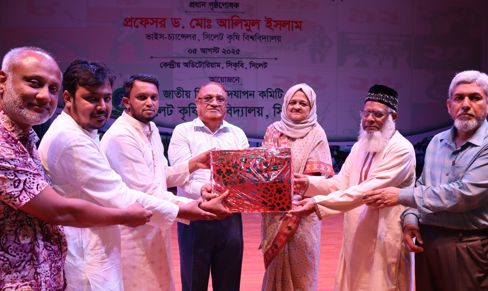 জুলাই গণঅভ্যুত্থানের নায়কদের ঋণ শোধ হবার নয় : সিকৃবিতে লুনা