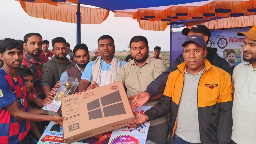 জুড়ীতে বাইসাইকেল এন্ড টিভি মিনিবার ফুটবল টুর্নামেন্ট সম্পন্ন