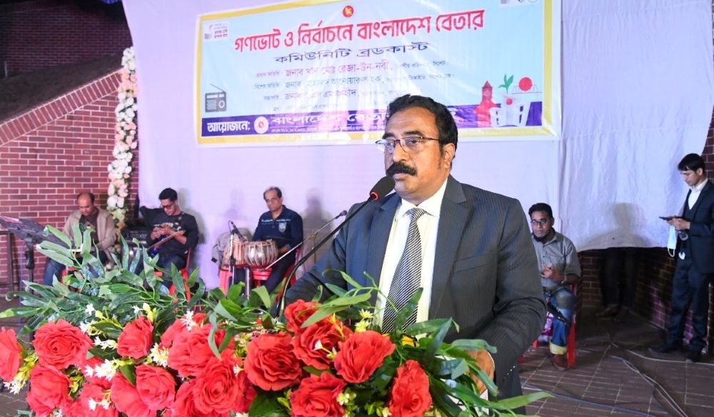 ‘হ্যাঁ’ ভোট দিলে দেশ এগিয়ে যাবে : সিলেটের বিভাগীয় কমিশনার