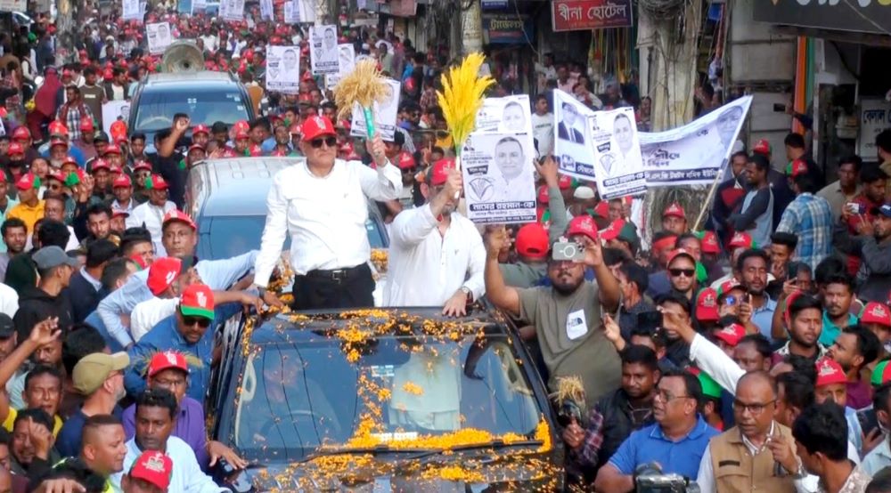 মৌলভীবাজারে বিএনপির শেষ নির্বাচনী মিছিলে নেতা-কর্মী-সমর্থকের ঢল