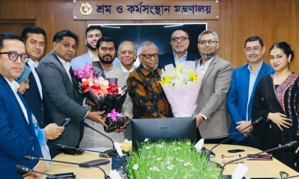 শ্রমিক-মালিক সম্পর্ক উন্নয়নে জোর দিতে হবে : আরিফুল হক চৌধুরী