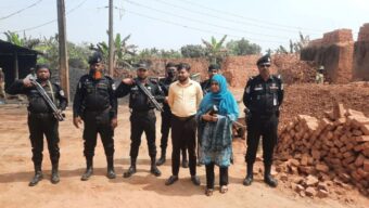 সিলেটে র‌্যাব ও পরিবেশ অধিদপ্তরের অভিযানে ৪ লাখ টাকা জরিমানা আদায়