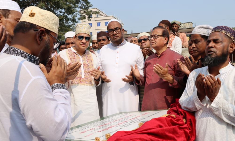 সিলেটে ছিনতাই রোধে দ্রুত ব্যবস্থা নিতে শিল্প ও বাণিজ্য মন্ত্রীর নির্দেশ