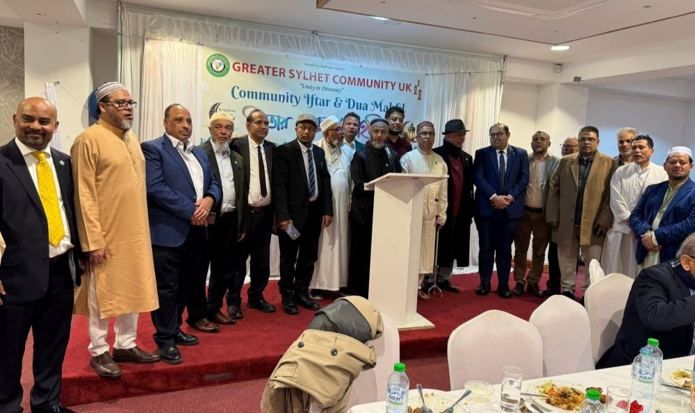 দেশে বিমানবন্দরে হয়রানি বন্ধের দাবি যুক্তরাজ্য প্রবাসীদের