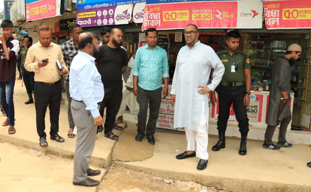 কার্যাদেশ অনুযায়ী উন্নয়ন প্রকল্প বাস্তবায়ন যাচাই করলেন সিসিক প্রশাসক
