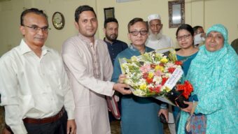 সিলেটে বাণিজ্যমন্ত্রীর সাথে উপপ্রধান তথ্য অফিসারের সৌজন্য সাক্ষাৎ