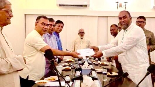 সিসিকের পরিচ্ছন্নতা কর্মীদের জন্যে ৪১ লাখ ৩৫ হাজার টাকা দিলেন প্রধানমন্ত্রী