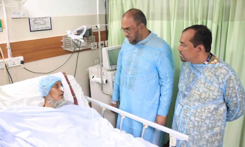 সাবেক এমপি ফরিদ চৌধুরীকে দেখতে গেলেন আব্দুল কাইয়ুম চৌধুরী