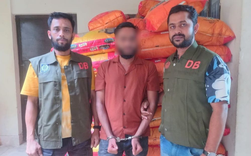 সিলেট জেলা ডিবির অভিযানে গোয়াইনঘাটে ভারতীয় জিরা সহ গ্রেফতার ১