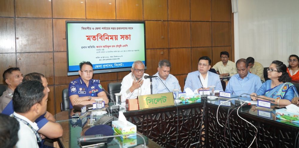 মাজার ব্যবস্থাপনায় স্বচ্ছতা নিশ্চিতের অঙ্গীকার মন্ত্রী আরিফুল হক চৌধুরীর