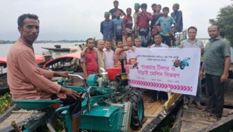 আধুনিক কৃষি প্রযুক্তির প্রসারে শাল্লায় কৃষকদের মাঝে ব্র্যাকের যন্ত্রপাতি বিতরণ