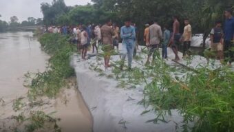 টানা বৃষ্টি ও পাহাড়ি ঢলে হবিগঞ্জে খোয়াই বাঁধে ভাঙ্গন || কয়েকটি গ্রাম প্লাবিত