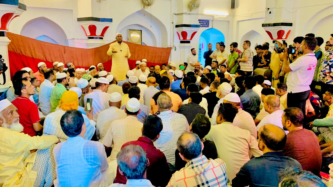 জীবনবাজি রেখে দেশের মানুষের অধিকার প্রতিষ্ঠার জন্য লড়াই করেছেন খালেদা জিয়া