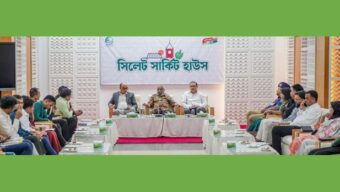 প্রবাসীদের সমস্যা সমাধানে সরকার কূটনৈতিক চ্যানেলে চেষ্টা চালাচ্ছে : প্রবাসী কল্যাণমন্ত্রী