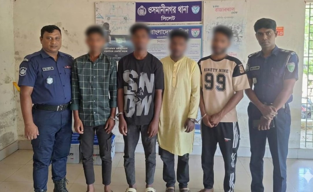 ওসমানীনগরে নিষিদ্ধ ঘোষিত ছাত্রলীগের মশাল মিছিল || আরো ৪ জন গ্রেফতার