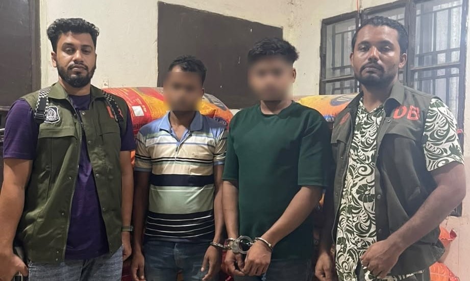 সিলেট জেলা ডিবির অভিযানে ৩৬০০ কেজি ভারতীয় জিরা সহ ২ জন গ্রেফতার